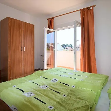 Apartments Loris Lopar Exterior photo