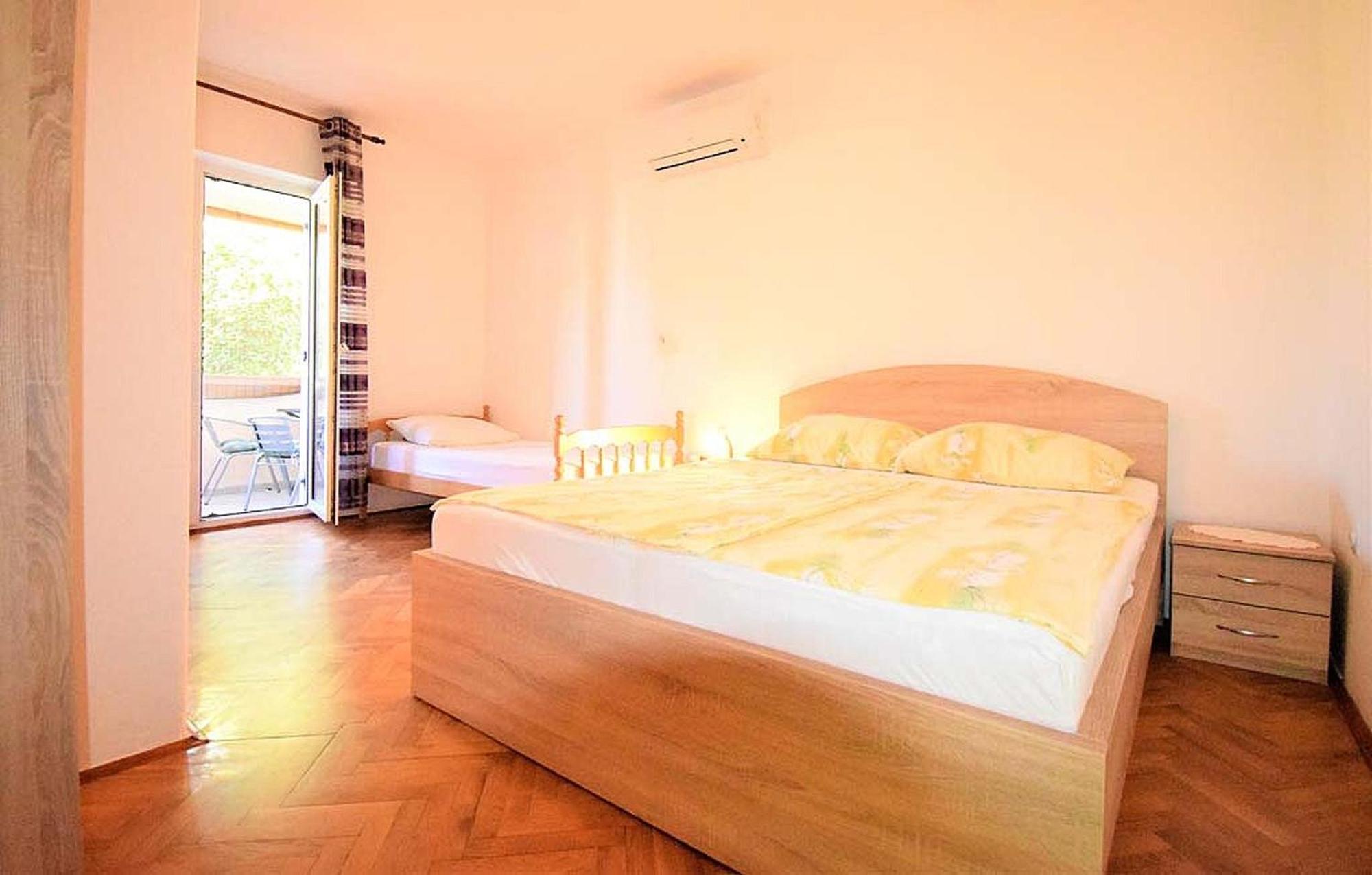 Loris Appartement Lopar